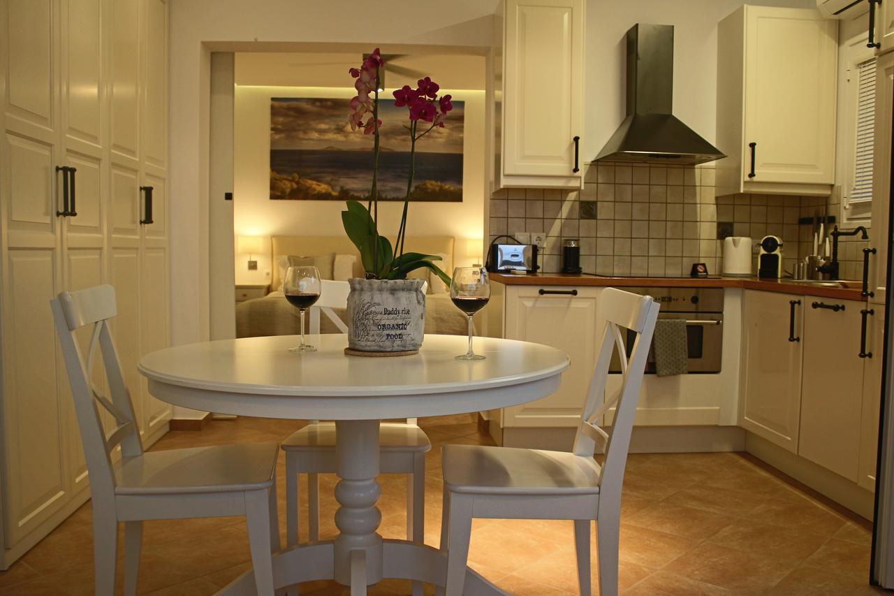 The Infinity 180 Luxury Suites Milia Luaran gambar
