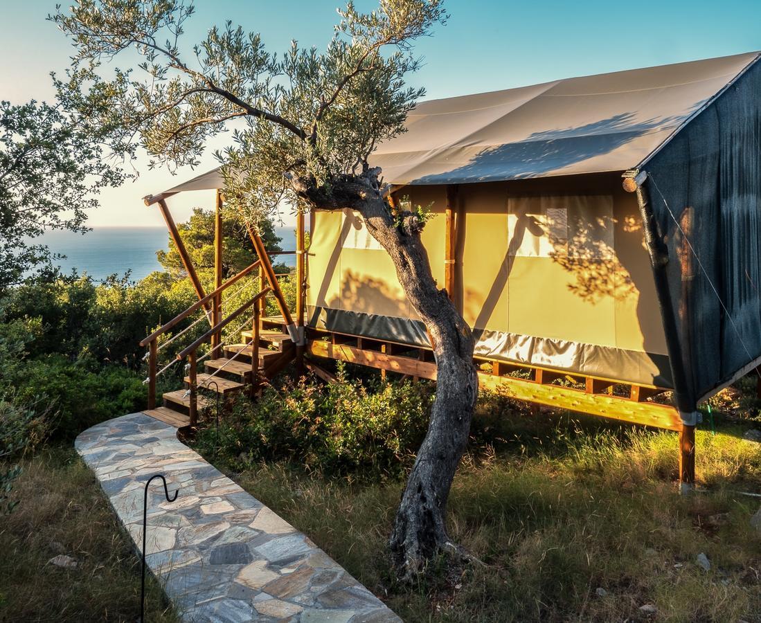 The Infinity 180 Luxury Suites Milia Luaran gambar