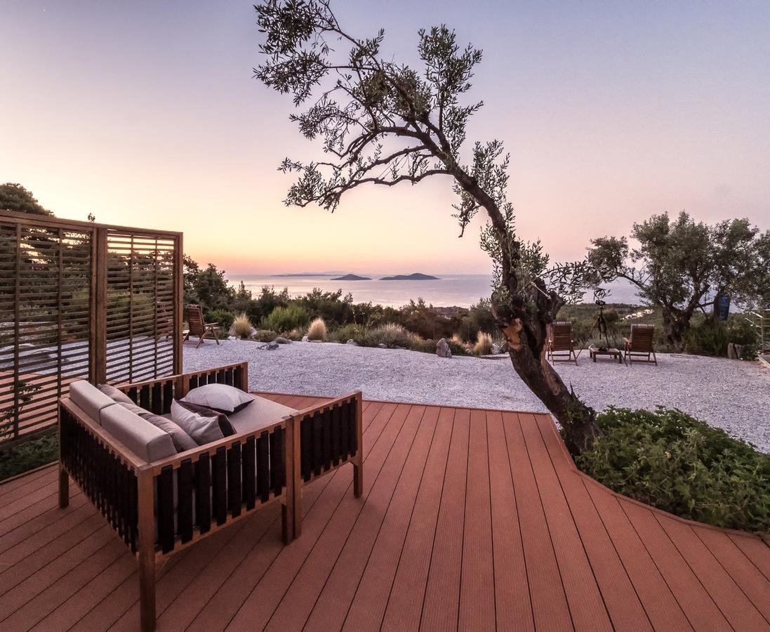 The Infinity 180 Luxury Suites Milia Luaran gambar